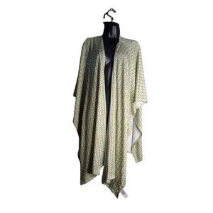 LuLaRoe Drapey Cape Poncho Cardigan Womens Size S/M Green Cream Print